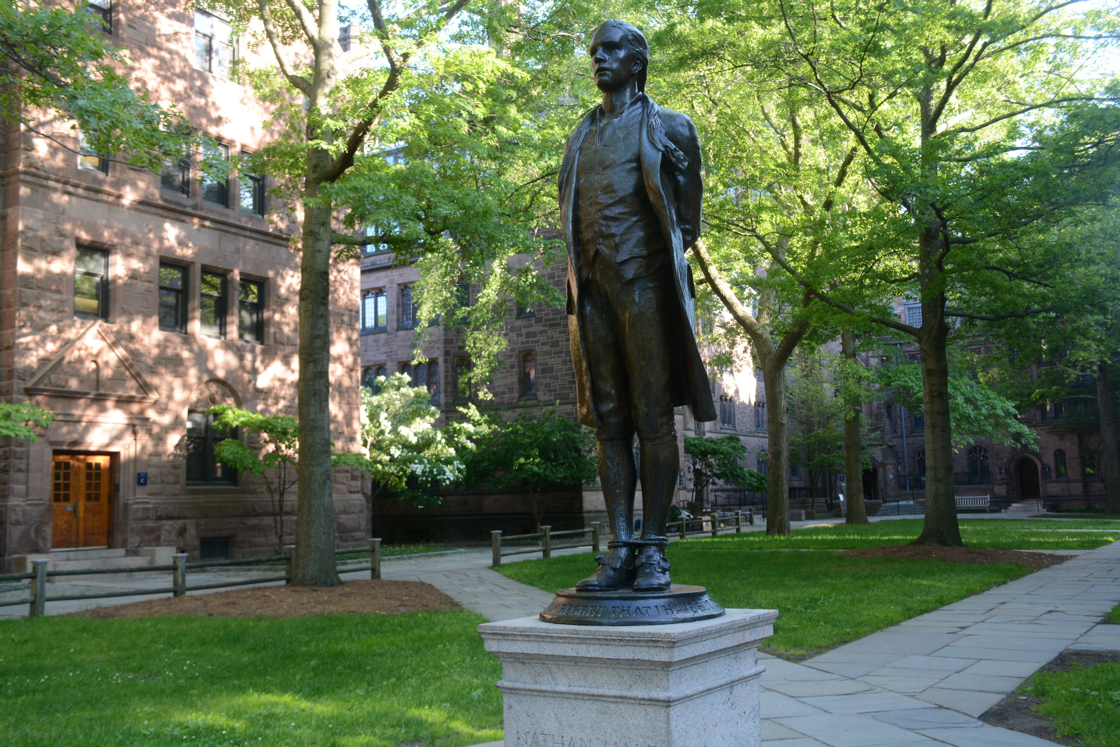 Nathan Hale Statue