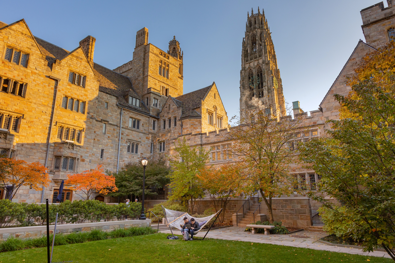 can you tour yale