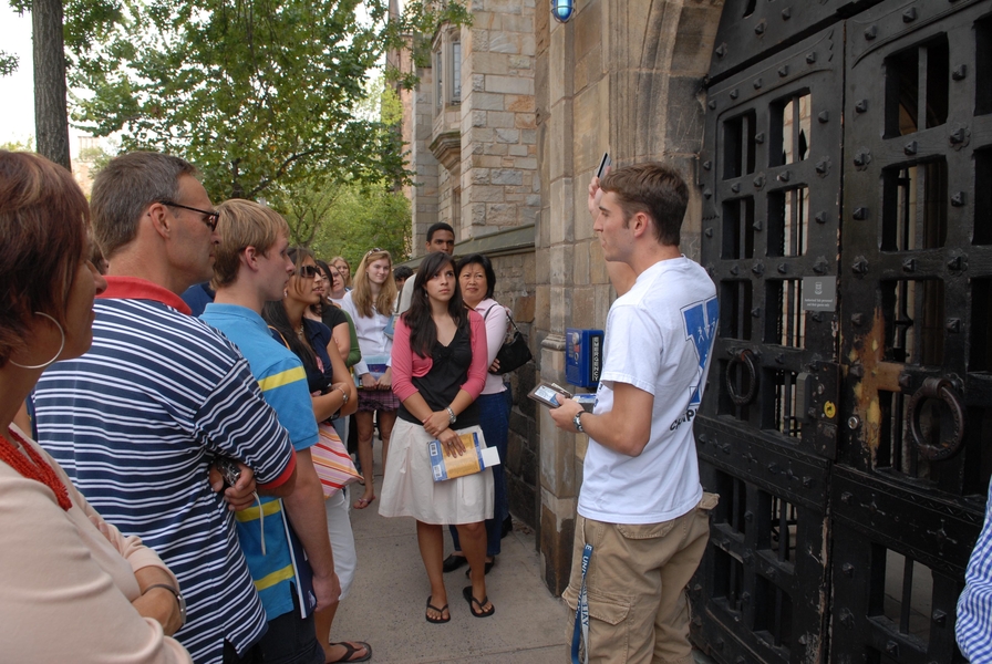 yale tours in person